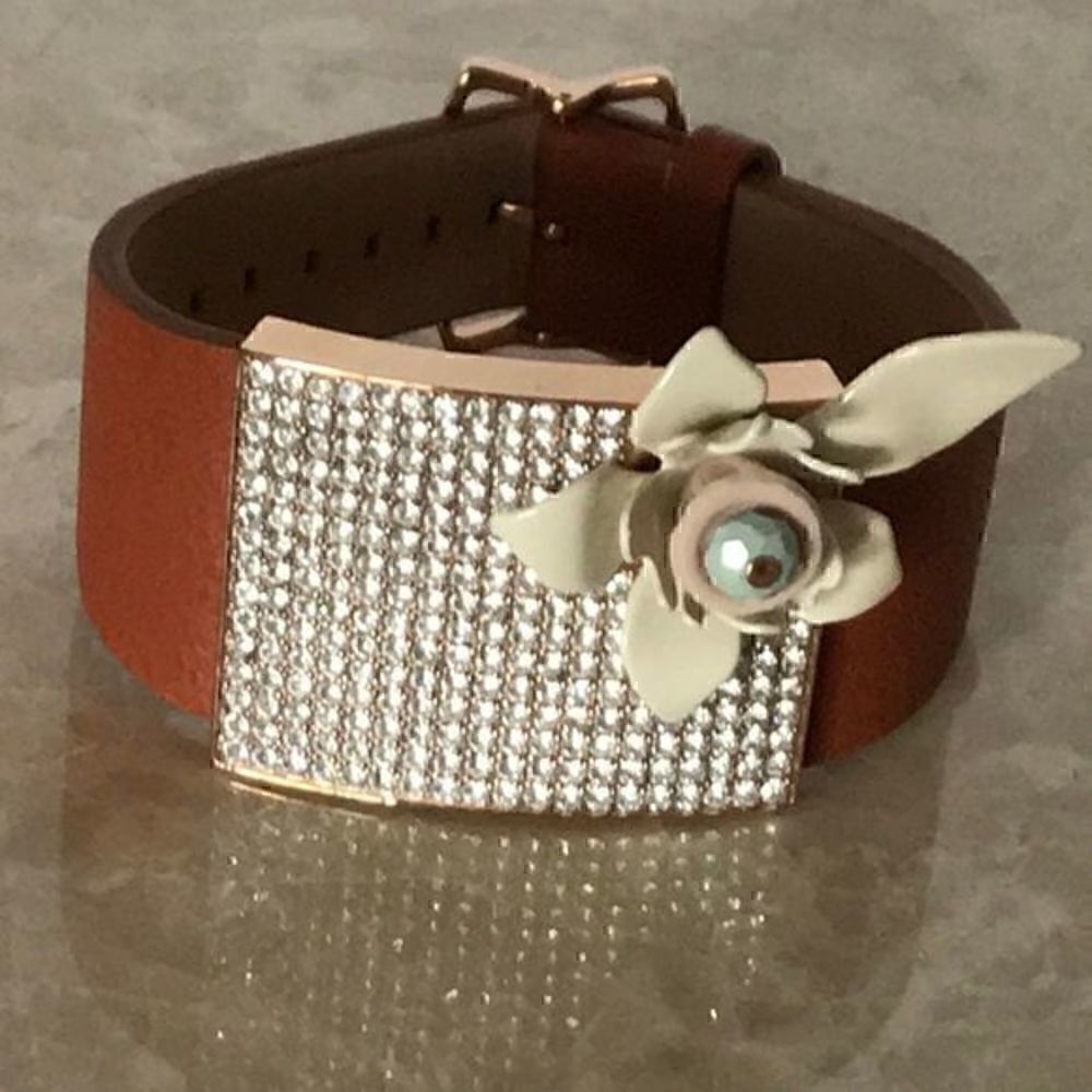 EMPORIO ARMANI brasalet authentic
